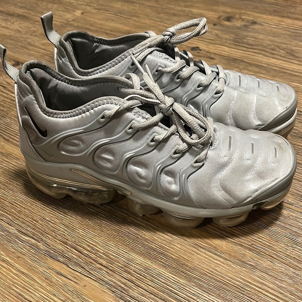 AIR VAPORMAX PLUS